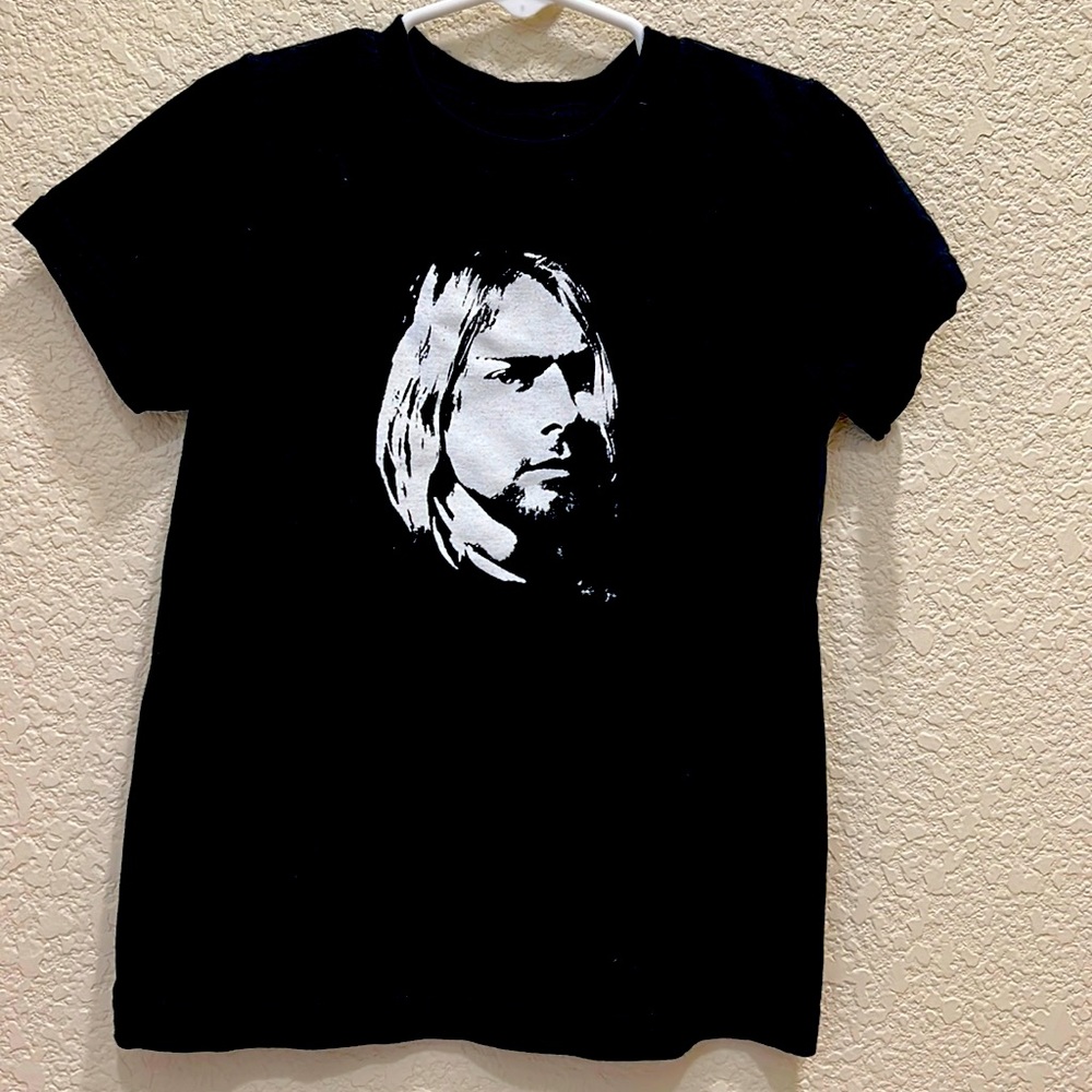 Kurt Cobain black Tshirt